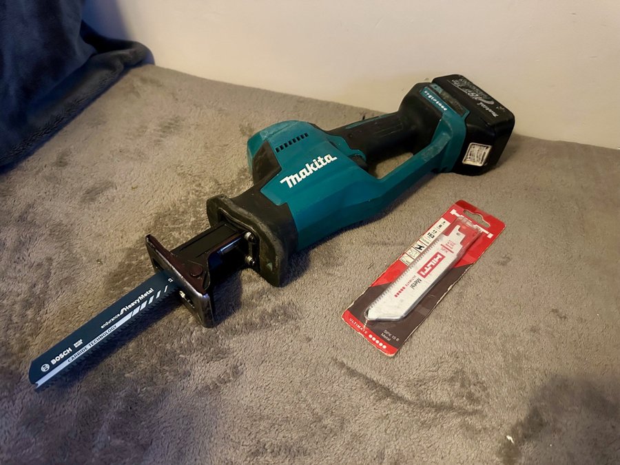 Makita DJR189  DTD153 Tigersåg och Slagskruvdragare komplett kit