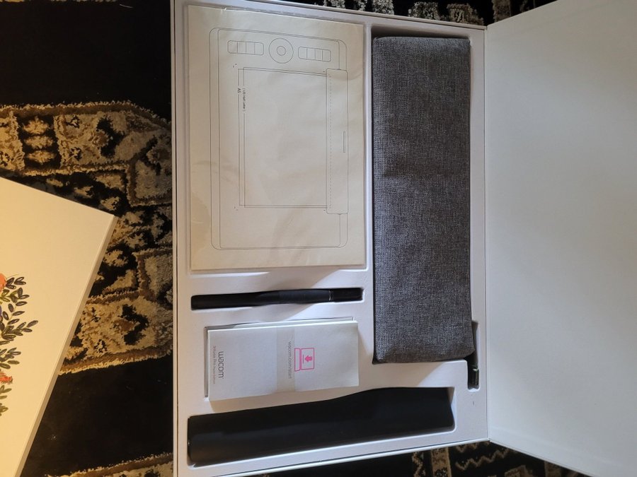 Medium Wacom Intuos Pro - Paper Edition