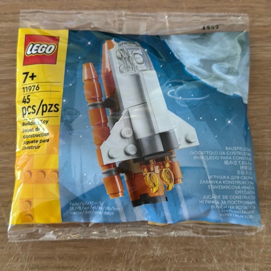 LEGO 11976 Space Shuttle