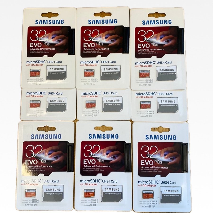 9 st Samsung 32GB EVO Plus microSDHC UHS-I minneskort med SD-adapter