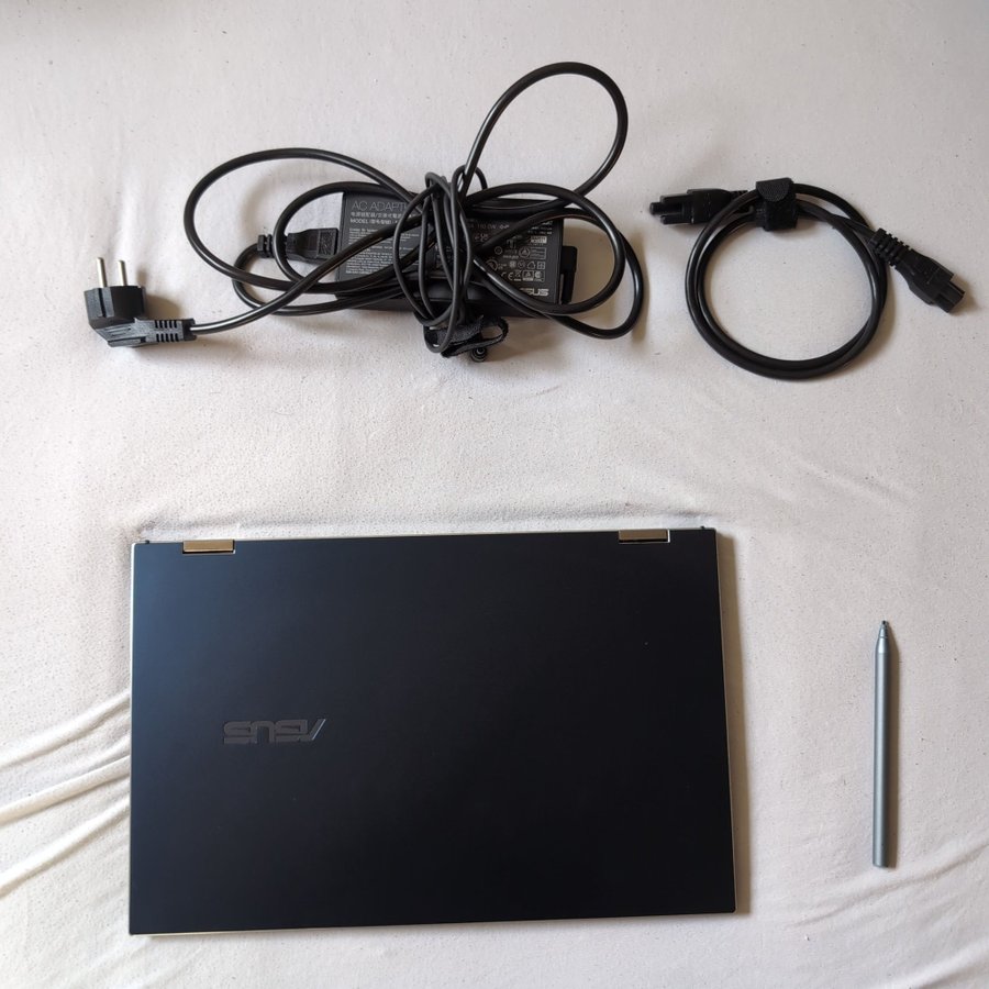 ASUS Zenbook Pro 15 Flip OLED Q539ZD