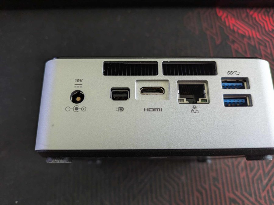 Intel NUC D54250WYKH