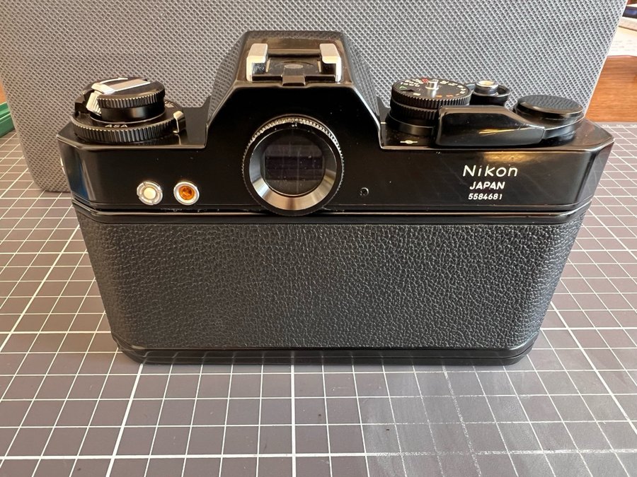 Nikkormat EL med 50 14