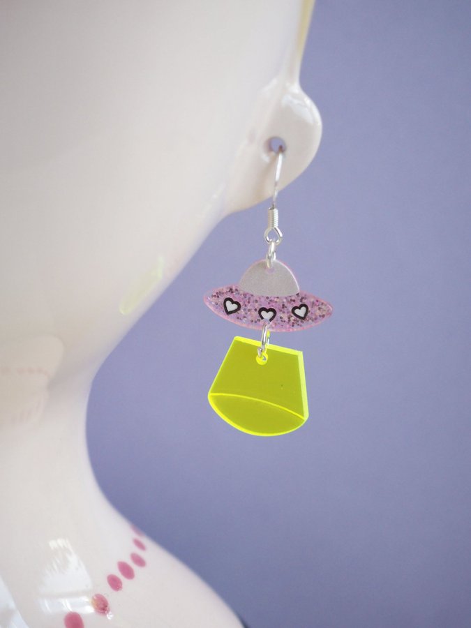 mini UFO earrings - super cute UFO earrings