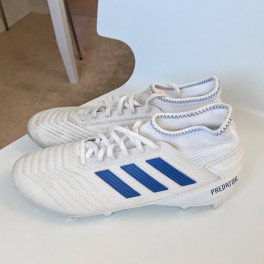 ADIDAS Predator 19, 44