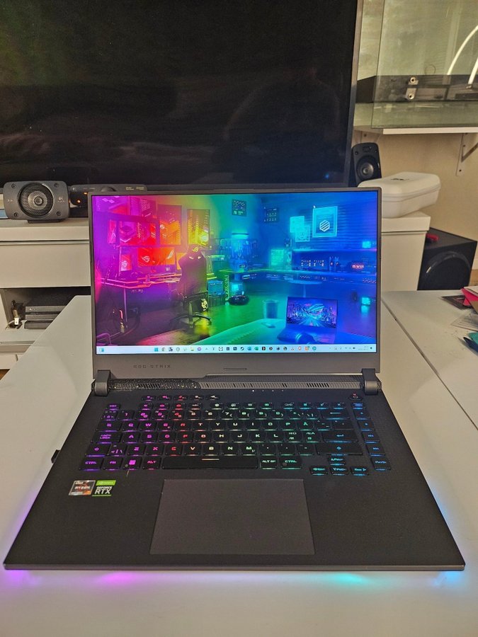 Nypris(25.000kr)Gaming Laptop Bärbar ASUS ROG Strix G15 165hz 3070TI 16DDR5