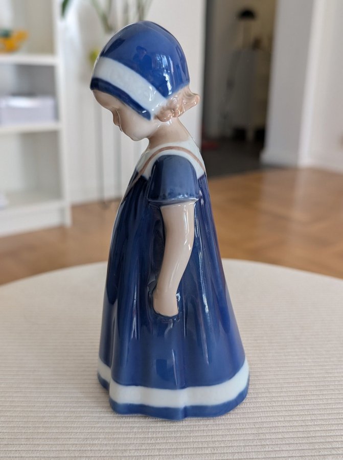 Royal Copenhagen Figur - Flickan med väskan