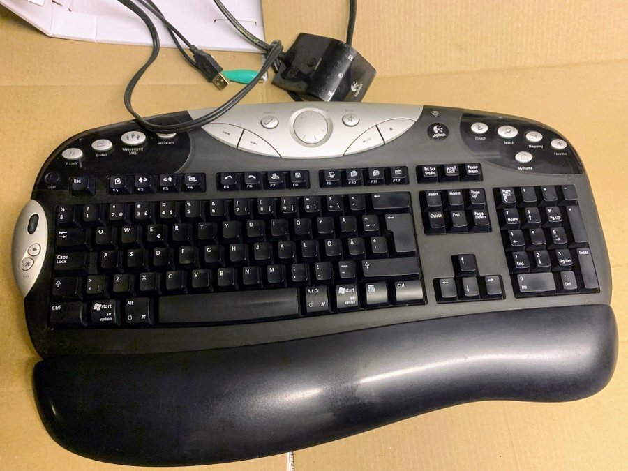 Logitech Wireless Keyboard