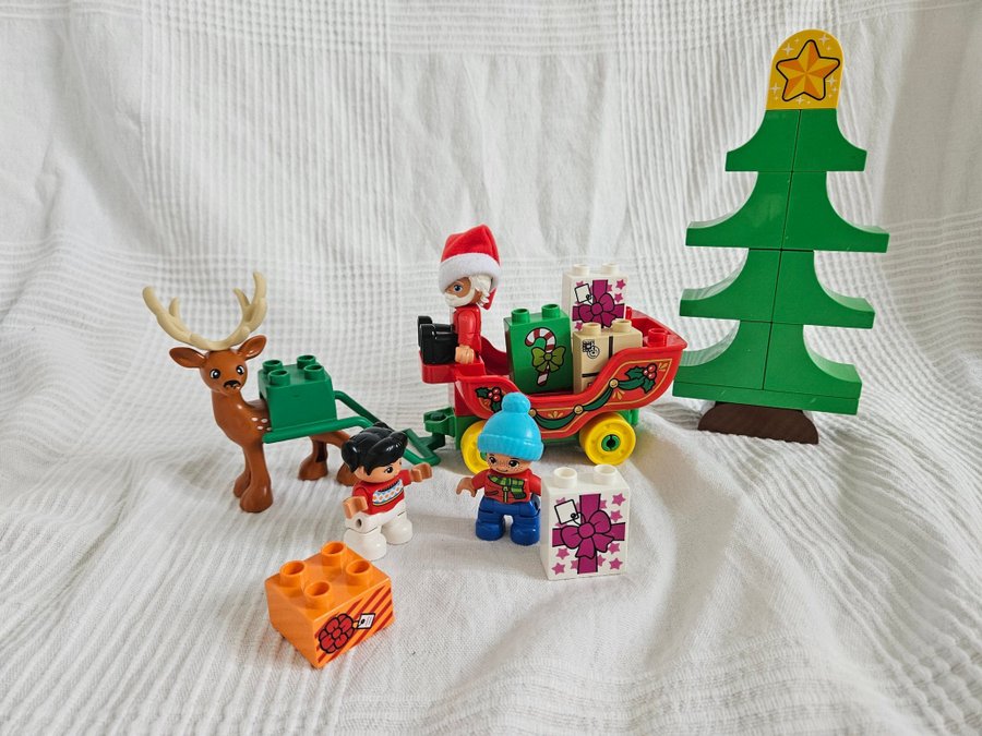 Lego Duplo Jultomte med ren och julgran