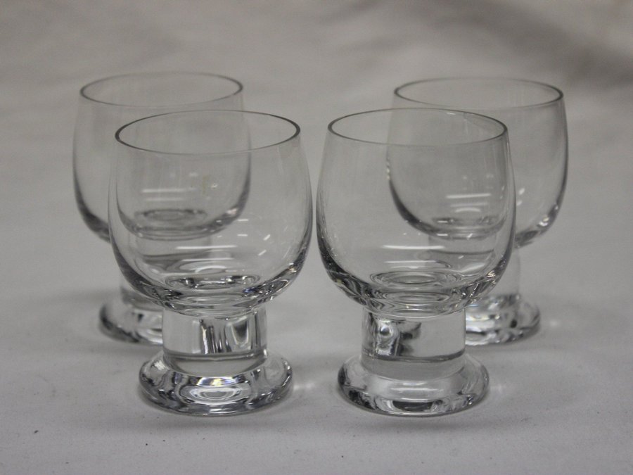 4 Snapsglas Spritglas 7,4 cm Orrefors Måtta Gunnar Cyrén 1969