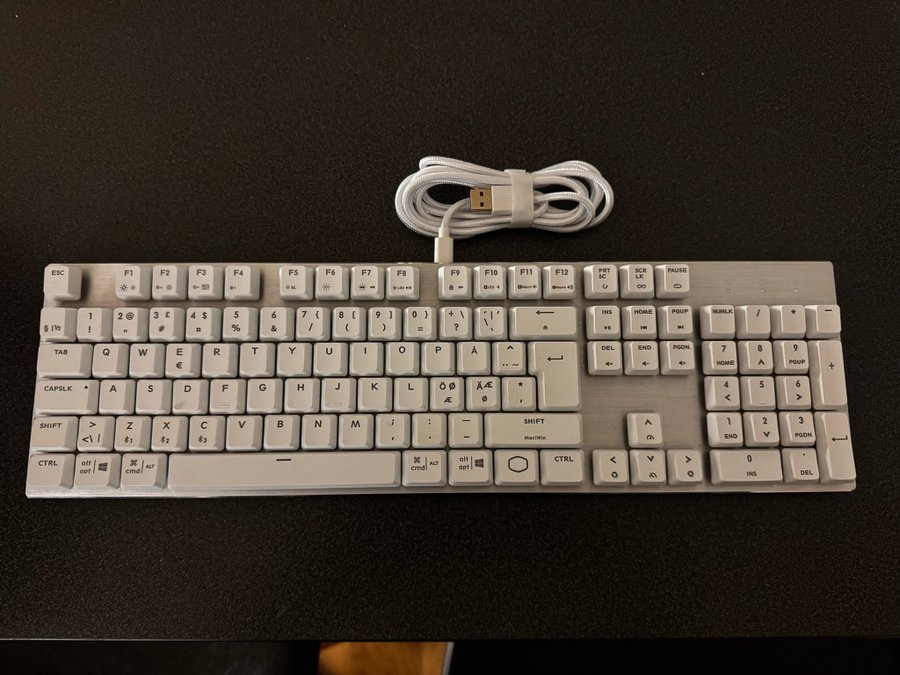 Cooler Master Bluetooth Tangentbord