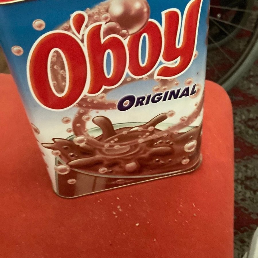 Oboy plåtburk