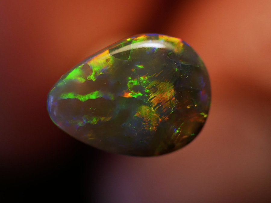 Crystal opal, Lightning Ridge Australien. 0.45ct