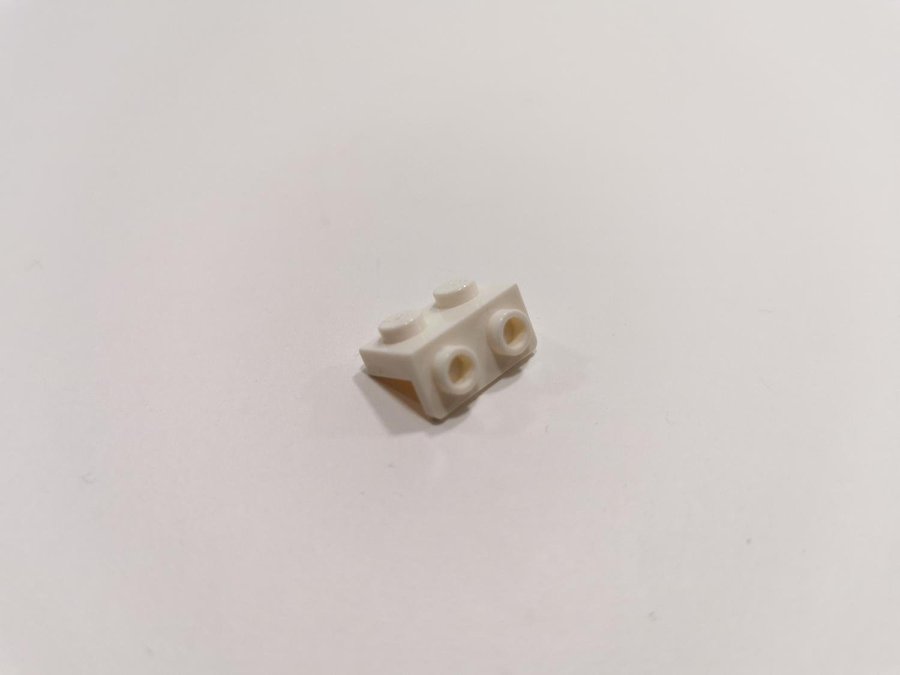 Lego - bracket - platt - modifierad - 1x2 / 1x2 - part 99781 - vit