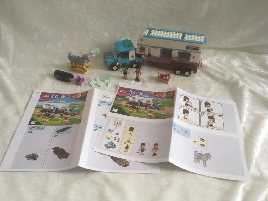 LEGO® Friends | Veterinärens hästtransport | 41125