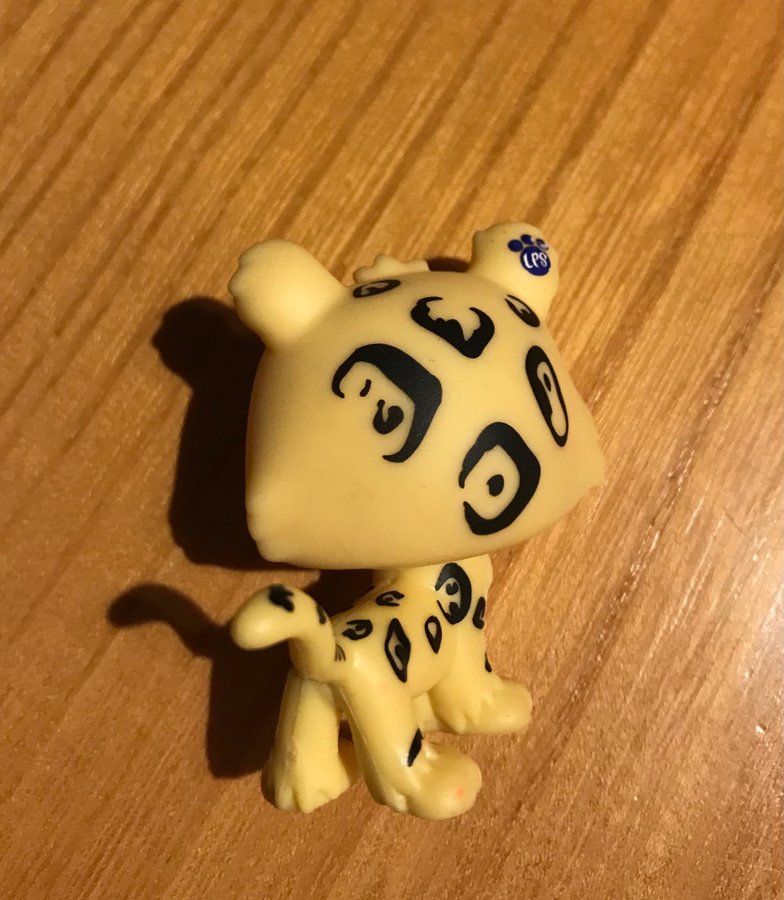 Littlest Pet Shop. Leopard