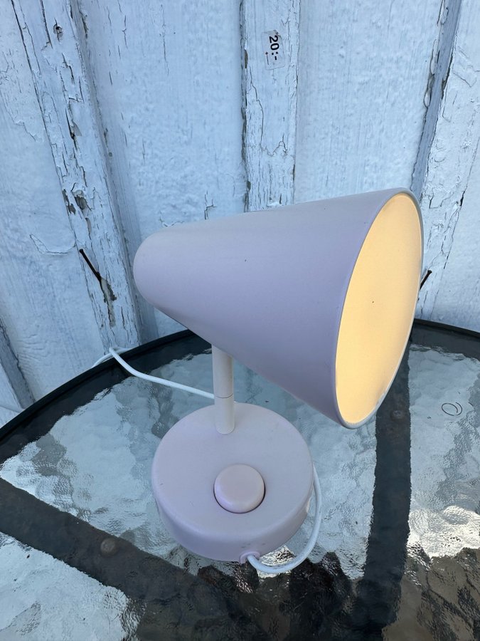 IKEA retro lampa, bordslampa fönster, Dimbar vägglampa Fubbla Fungerar