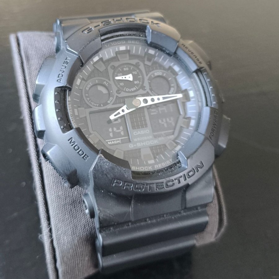 Casio G-Shock GA-100