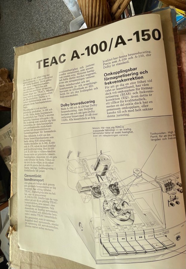 Ett 4-sidigt A4 försäljningsblad på TEAC A-150//A100 kasettdeck!