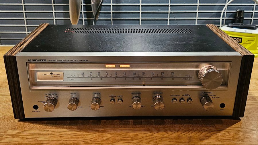 Pioneer SX-550 - Vintagereceiver i excellent skick