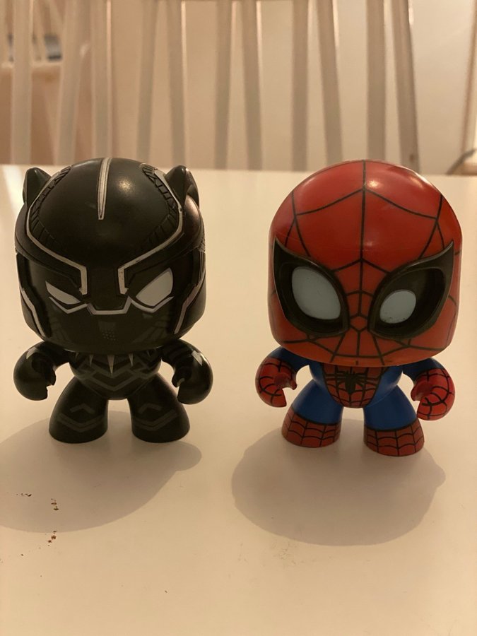 Black Panther  Spiderman figurer