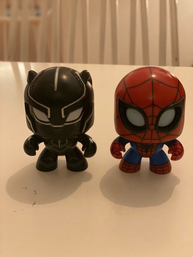 Black Panther  Spiderman figurer