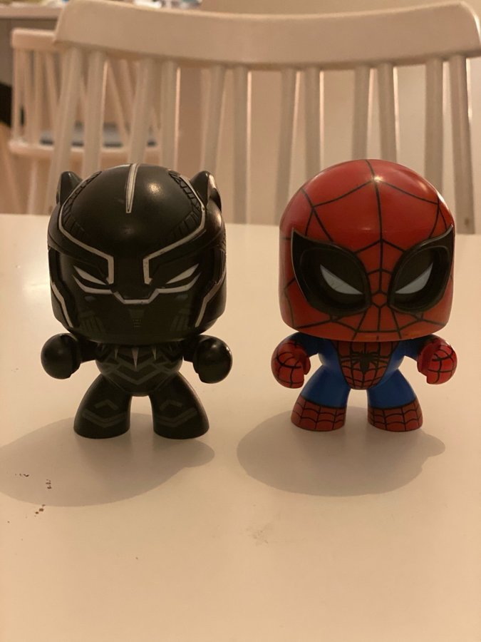 Black Panther  Spiderman figurer