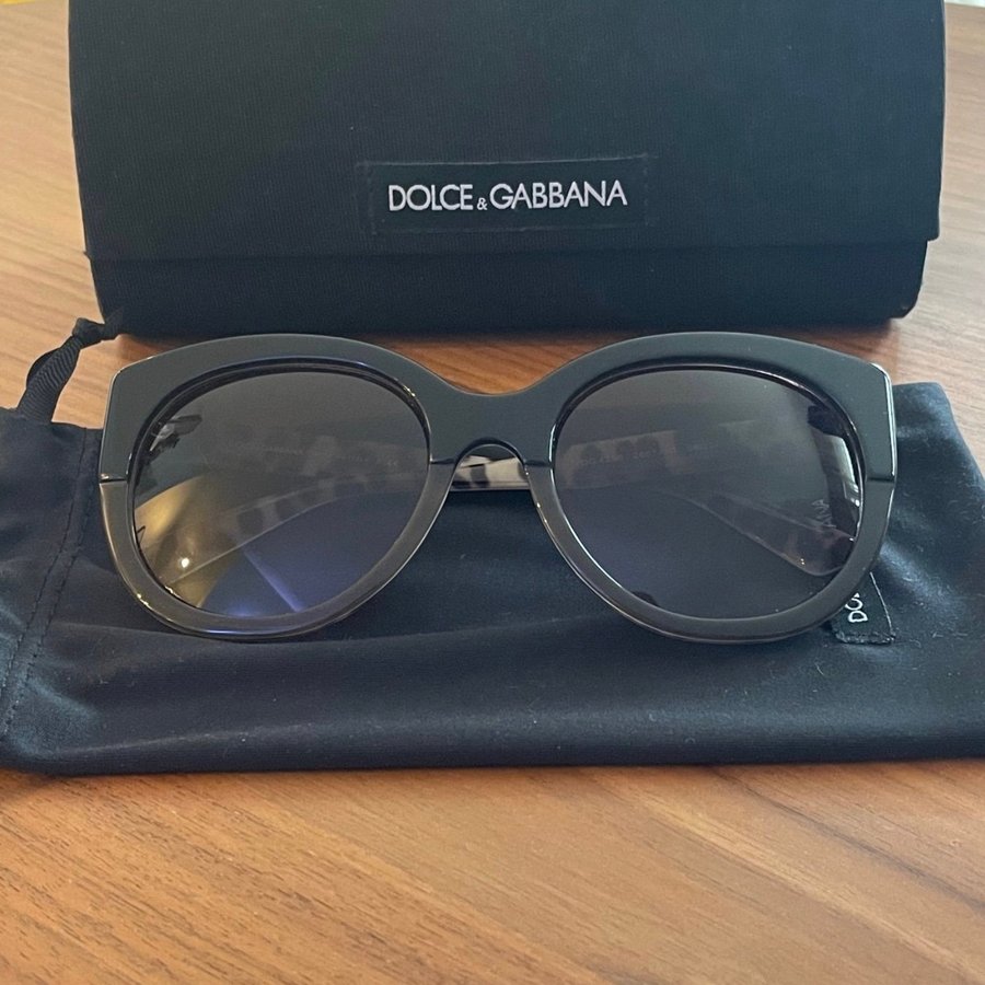 Dolce  Gabbana Solglasögon