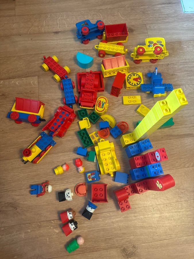 Lego Duplo - Stor samling med figurer, fordon och byggstenar