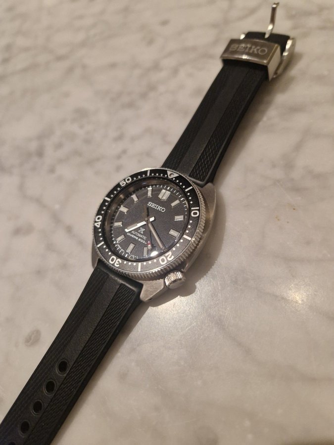 Seiko SPB317 Mini turtle, fullset, nära nyskick