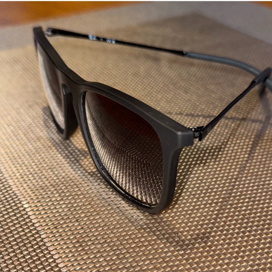 Ray-Ban Chris Solglasögon UV 400