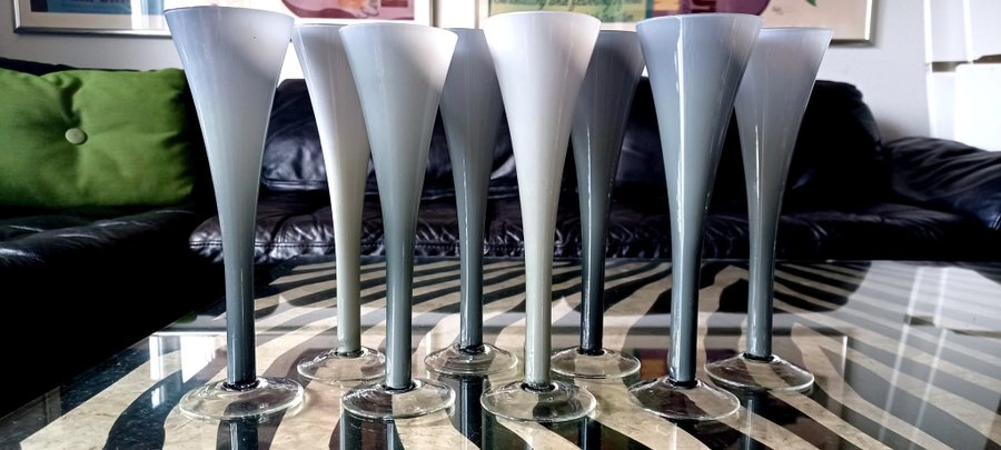 8 tall italian Empoli vintage Champagne glasses FREE SHIPPING SWEDEN AND DENMARK