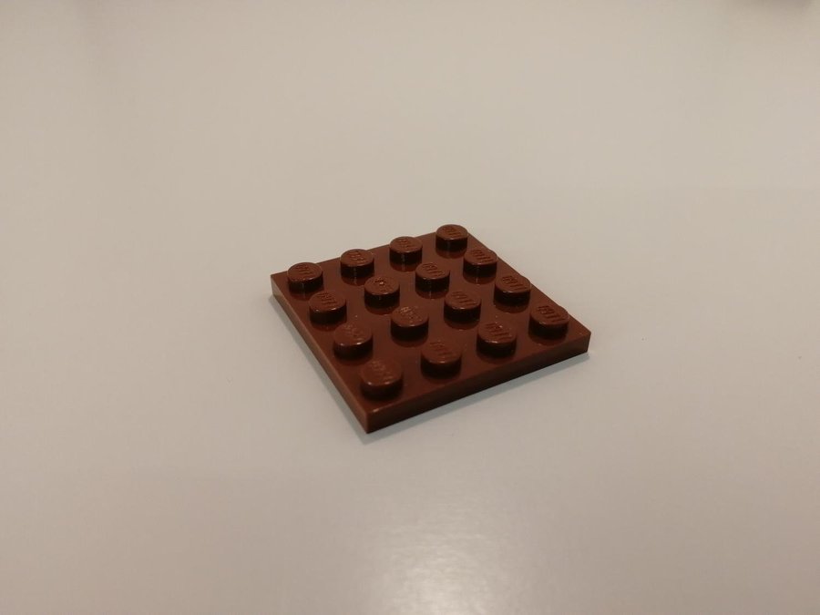 Lego - platta - plate - 4x4 - part 3031 - brun (reddish)