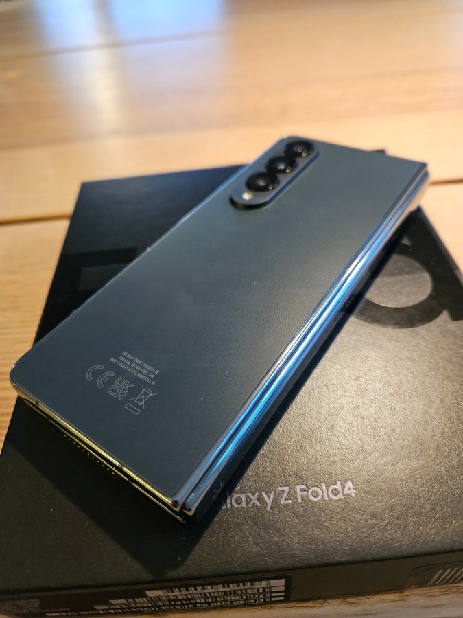 Samsung Galaxy Z Fold 4 256GB, Grågrön