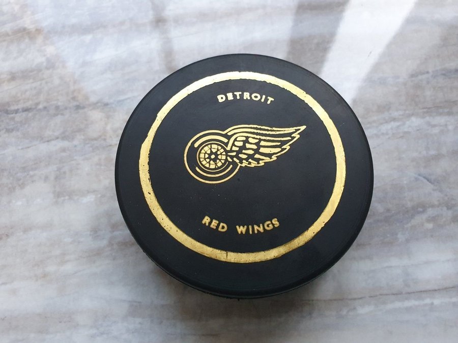 Eishockey Puck NHL Detroit Red Wings, made in Slowakei