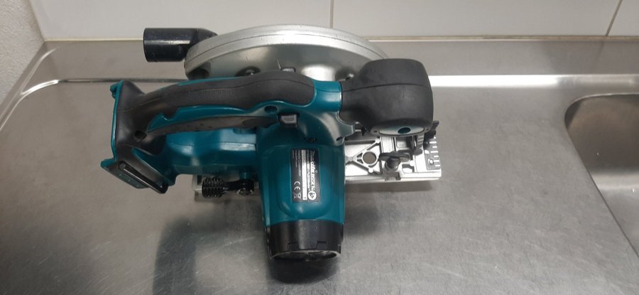 Makita BSS610 cirkelsåg 18 Volt