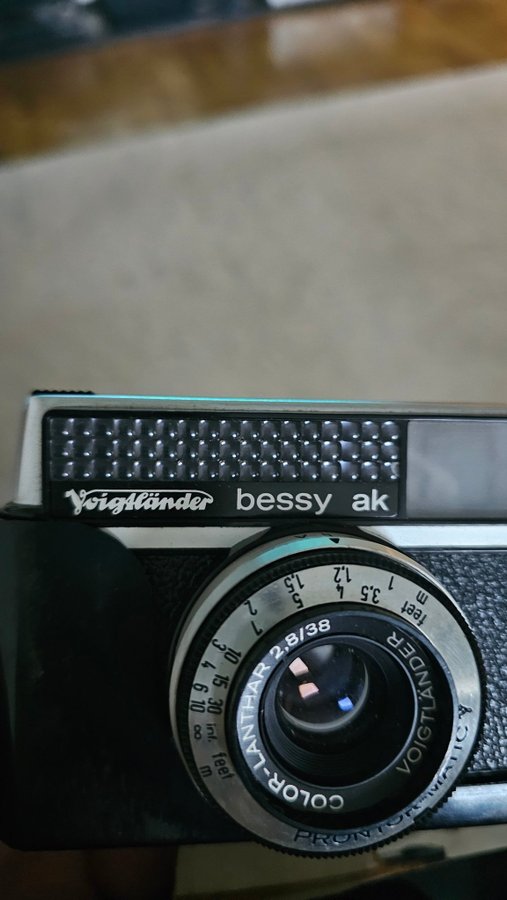 Voigtländer Bessy AK med original väska i utmärkt skick