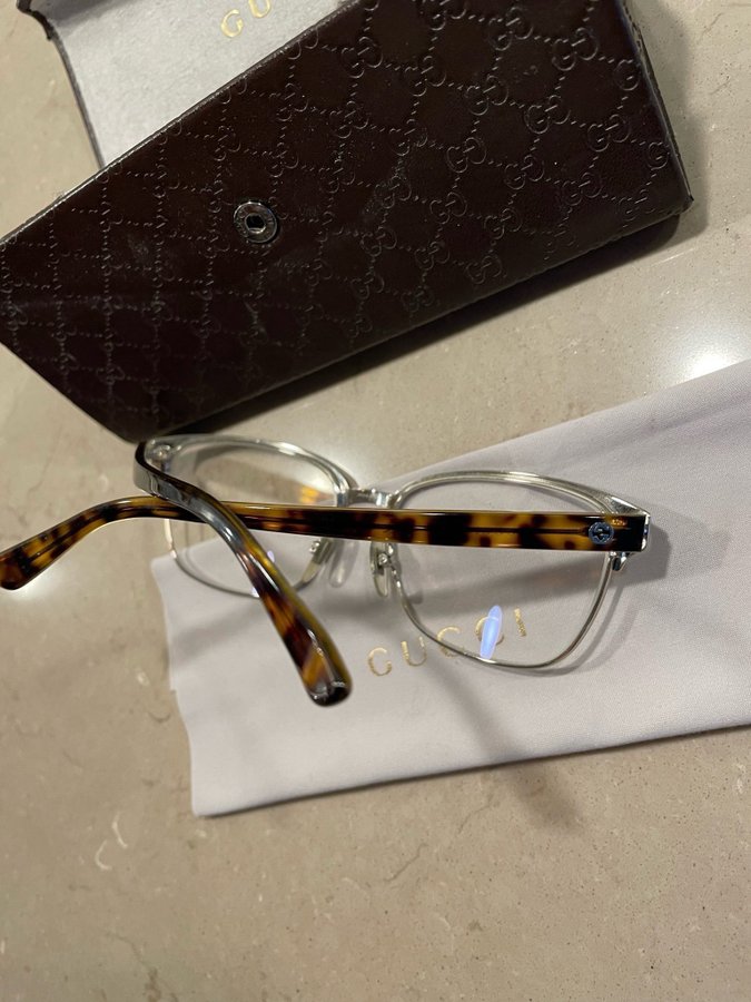 Gucci glasögon