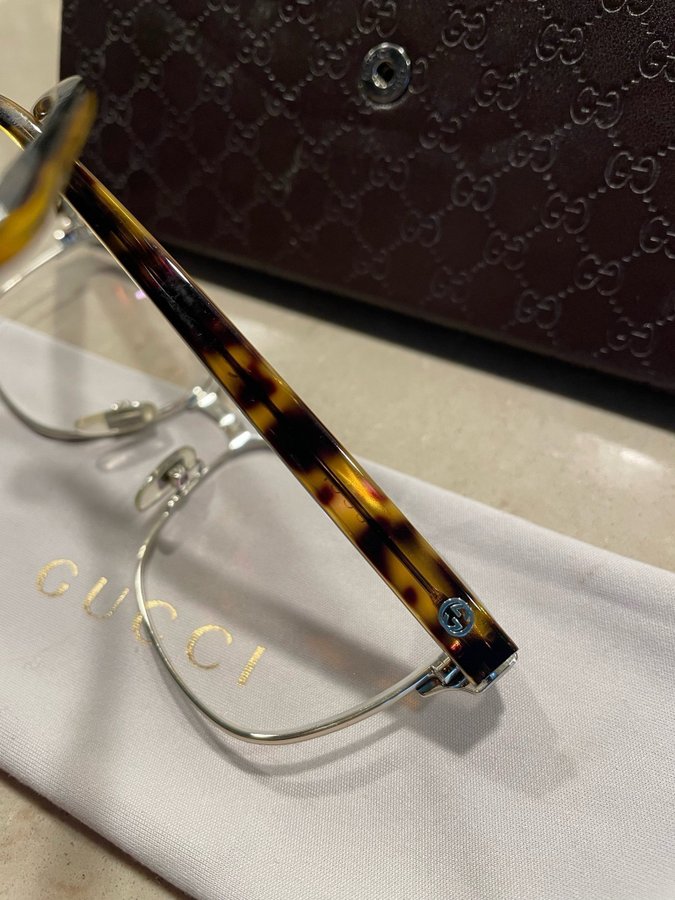 Gucci glasögon