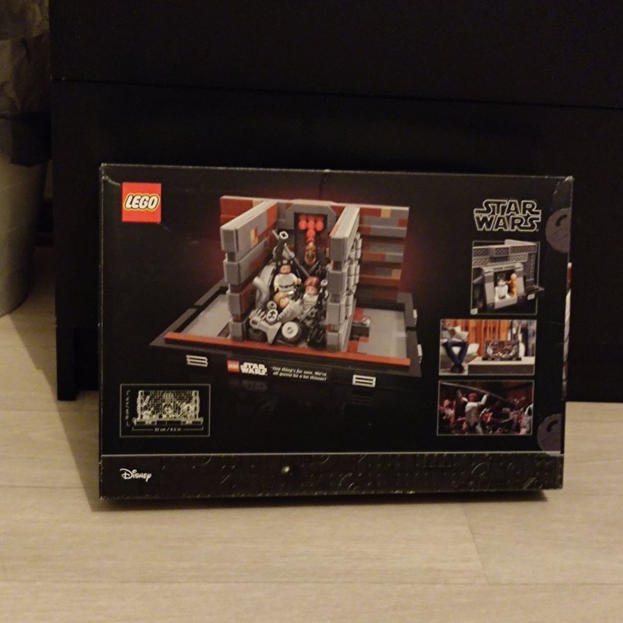 LEGO Star Wars Death Star Trash Compactor 75339 oöppnad