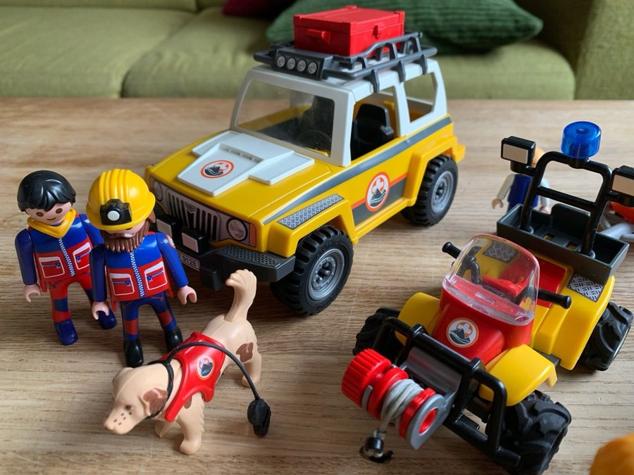 4 playmobil camping and rescue sets