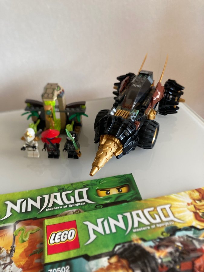 Lego Ninjago 70502 och 9440