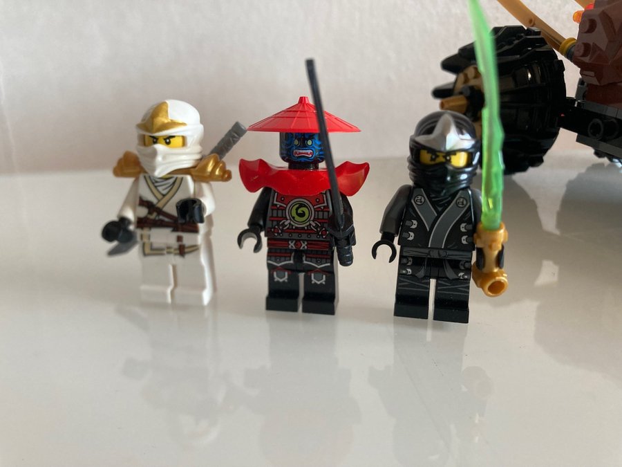 Lego Ninjago 70502 och 9440