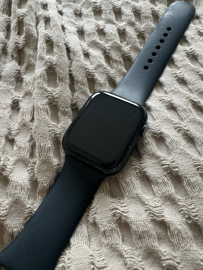 Apple Watch Series 7 GPS 45MM GPS