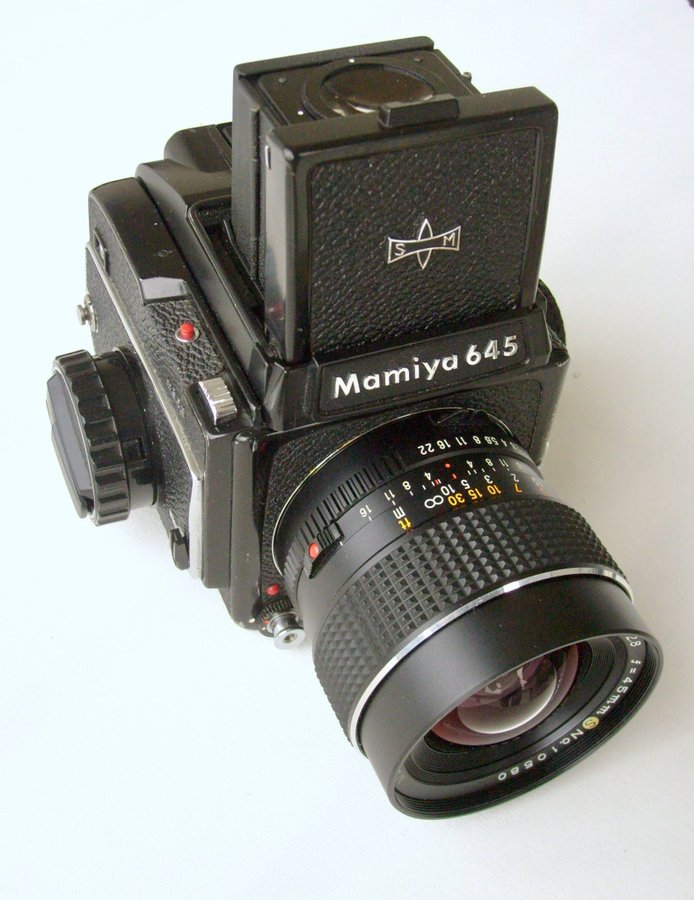 Mamiya m645 Systemkamera med mycket tillbehör