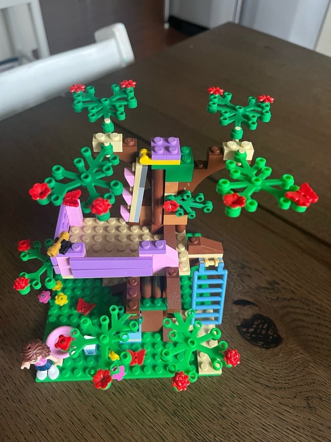 Lego friends Olivias trädkoja 3065