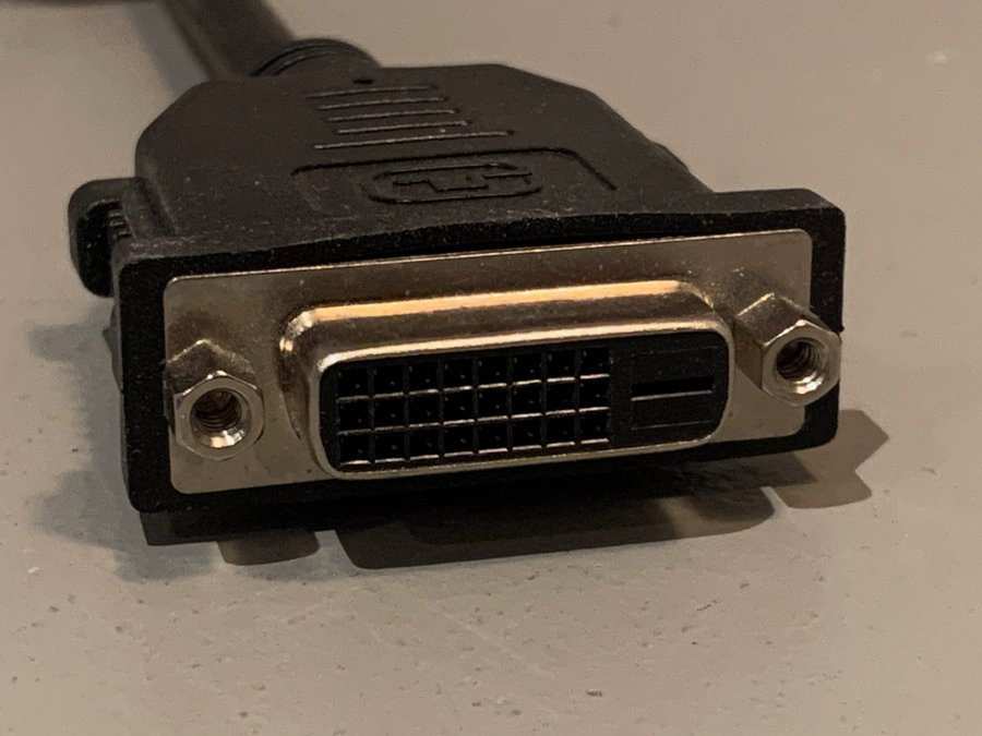 DisplayPort till DVI-D kabel