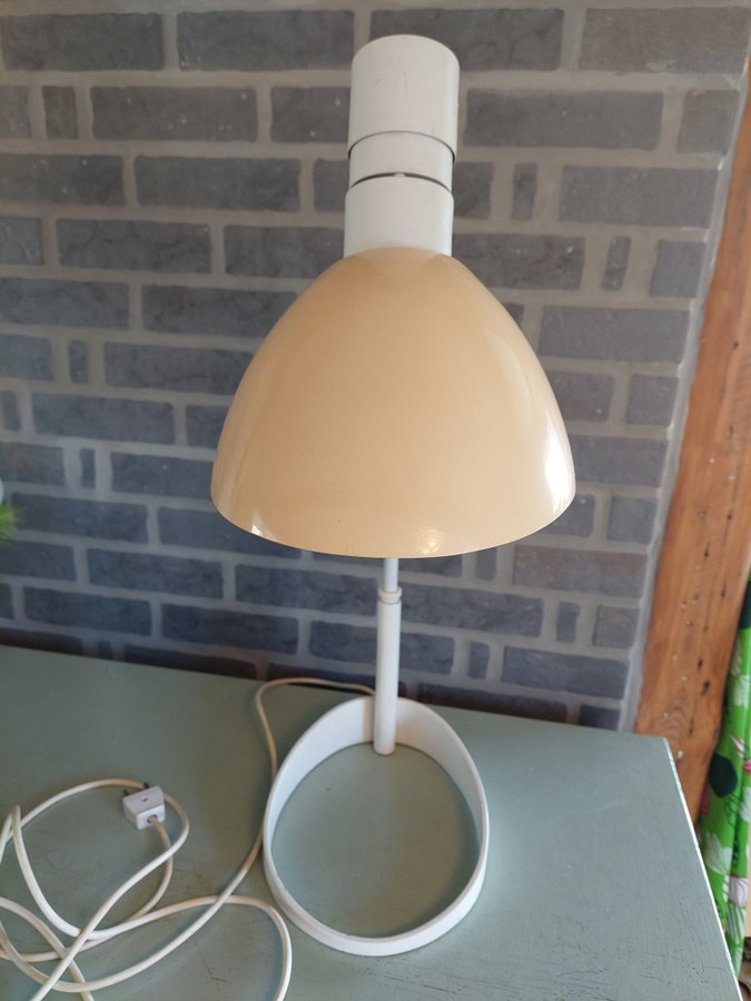 Bordslampa