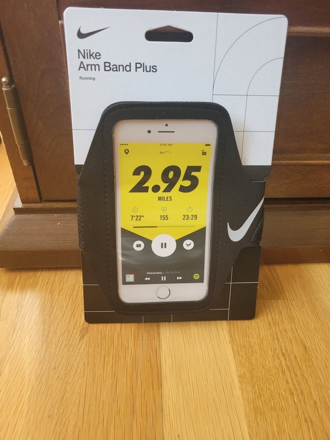 Ny Svart Mobilarmband från Nike One Size