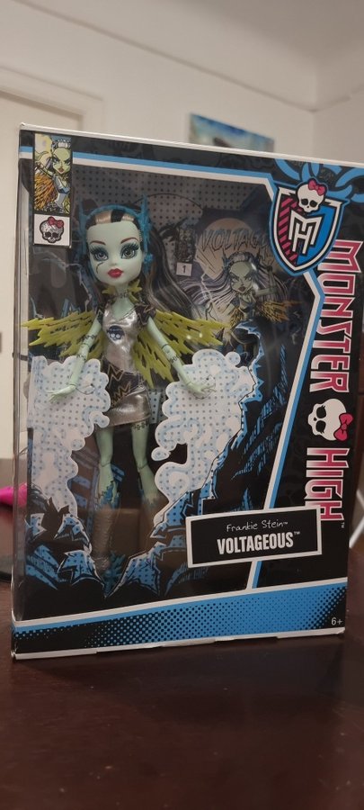 Monster high - power ghouls - frankie stein / voltagous